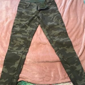 Reversible stretchy skinny jeans